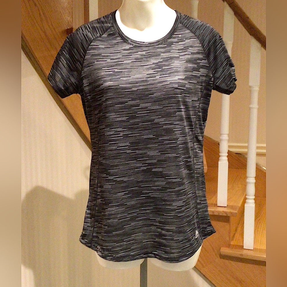 🛍3for $30🛍RBX short sleeve slip on athleisure  tee shirt